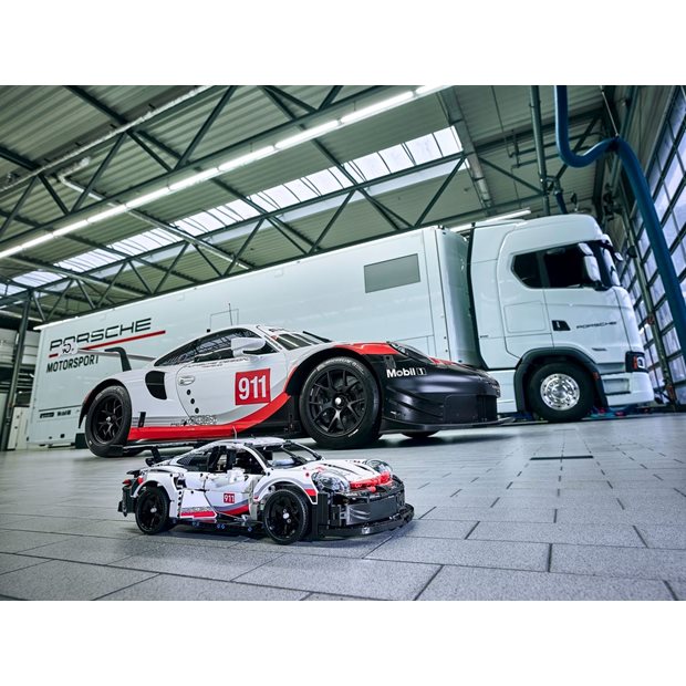 Lego Technic Porsche 911 RSR - 42096