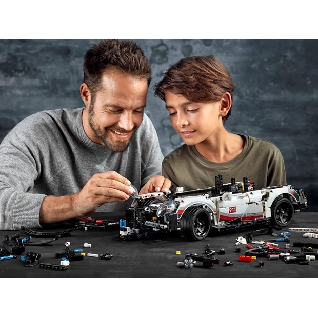 Lego Technic Porsche 911 RSR - 42096