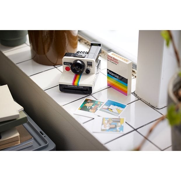 LEGO® Ideas - Polaroid OneStep SX-70 Camera - 21345