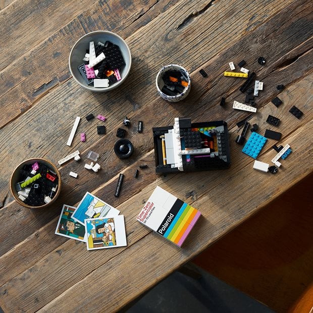 LEGO® Ideas - Polaroid OneStep SX-70 Camera - 21345