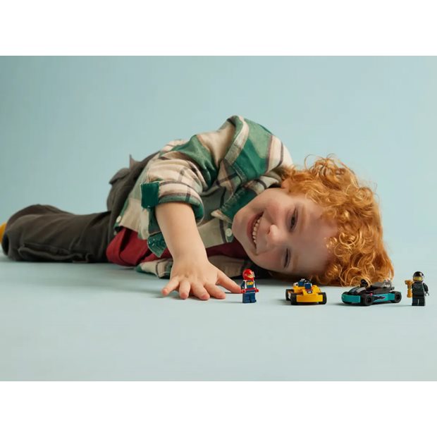 LEGO® City - Go-Karts and Race Drivers - 60400