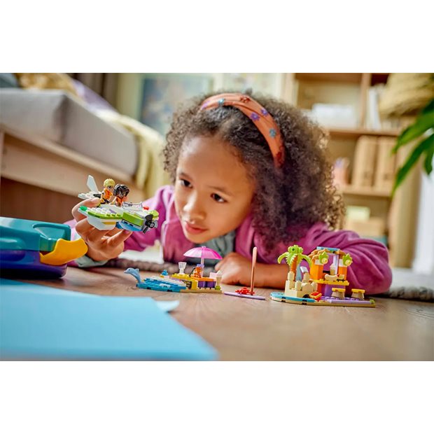 Lego Friends Creative Beach & Travel Suitcase - 42672