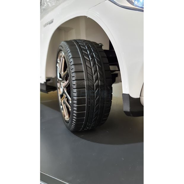 Ηλεκτροκίνητο Αυτοκίνητο Mercedes Benz GLC 63S AMG Original License 12V - Λευκό | Skorpion Wheels - 5246062