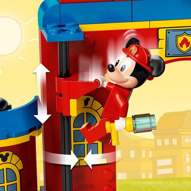 Lego Disney Mickey and Friends Mickey & Friends Fire Truck & Station - 10776
